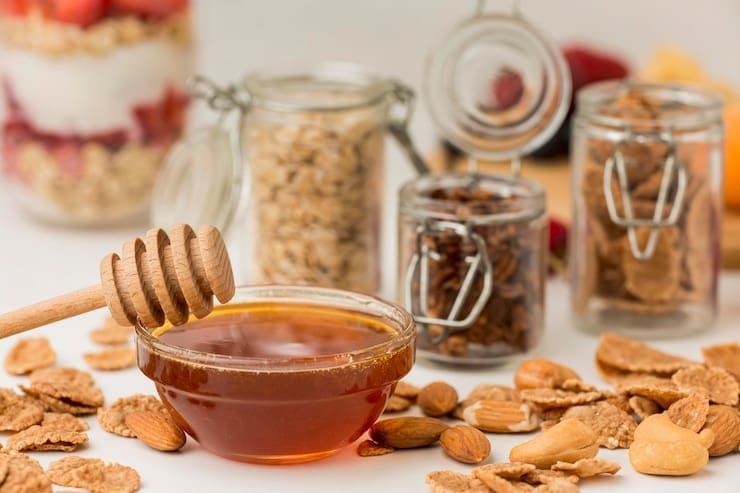 تصویر 2 از قیمت خرید عسل چند گیاه پاییزی عمده به صرفه و ارزان